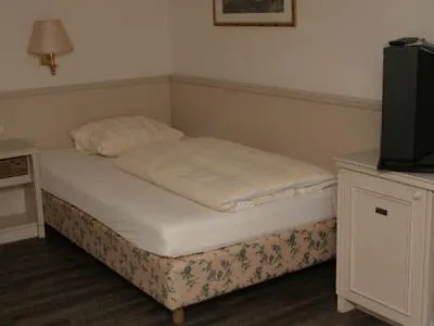 מלון Messehotel Medici