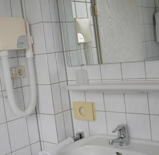 מלון Messehotel Medici 3*